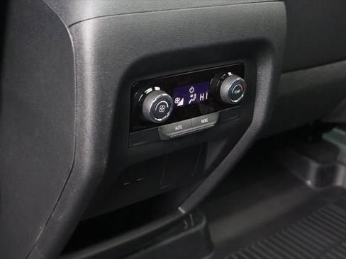 New 2026 Chevrolet Traverse LT w/ Sun and Wheel Package image 36