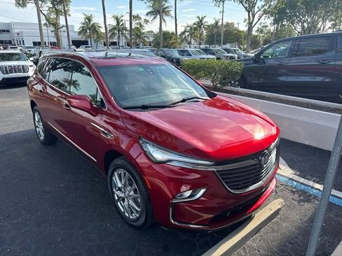 Used 2022 Buick Enclave Premium w/ Experience Buick Package FWD image 1