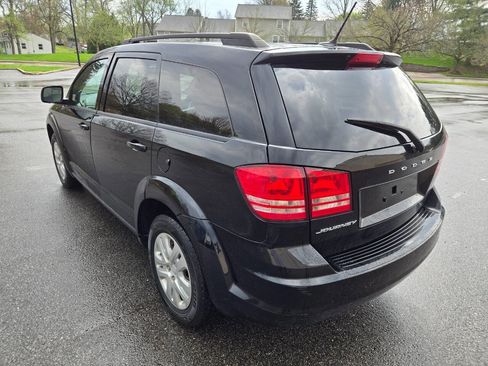 Used 2016 Dodge Journey SE w/ Flexible Seating Group image 6