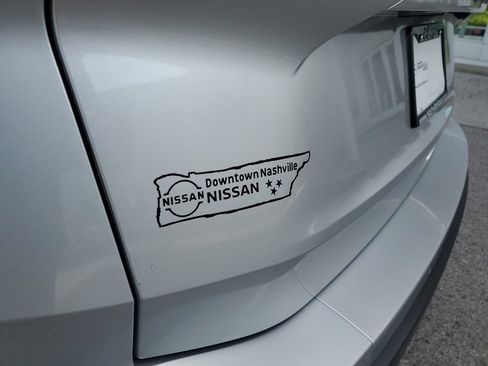 Certified 2025 Nissan Rogue S FWD image 9
