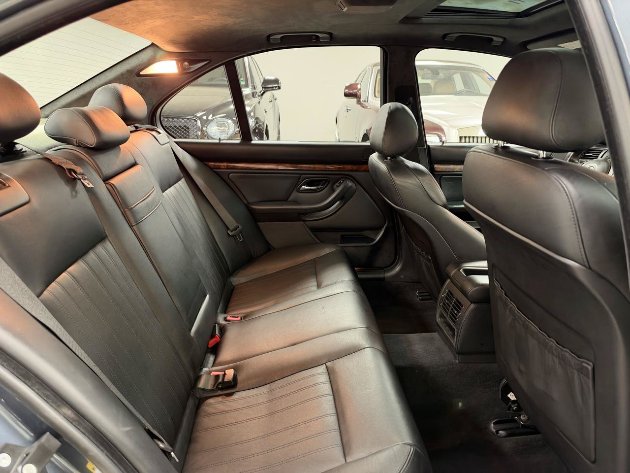Used 2001 BMW M5 RWD image 23