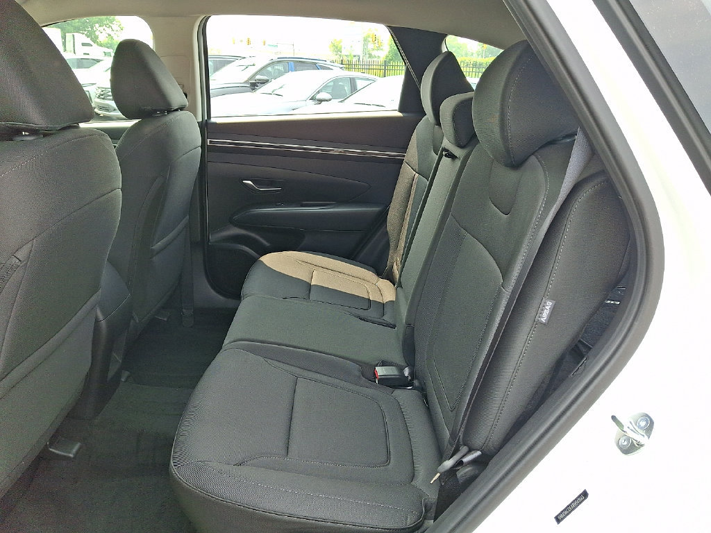 Certified 2024 Hyundai Tucson SE AWD/4WD image 11