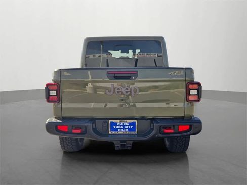 New 2025 Jeep Gladiator Rubicon image 5