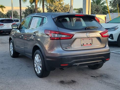 Certified 2021 Nissan Rogue Sport S image 4