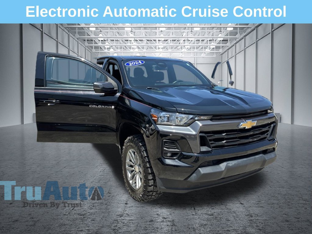 Used 2024 Chevrolet Colorado LT w/ LT Convenience Package II RWD image 10