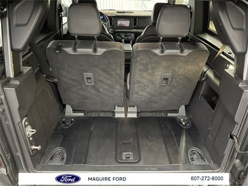 Used 2022 Ford Bronco Black Diamond image 16