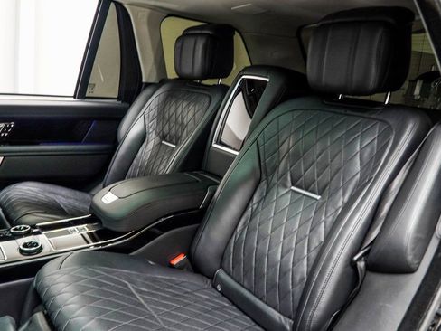 Used 2022 Land Rover Range Rover SV Autobiography Dynamic image 46