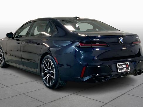 Certified 2023 BMW 760i xDrive image 12