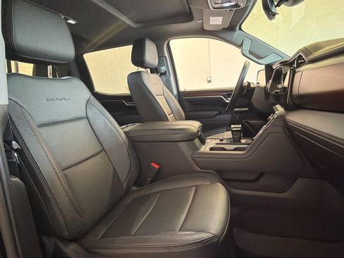 Used 2026 GMC Sierra 1500 Denali AWD/4WD image 27