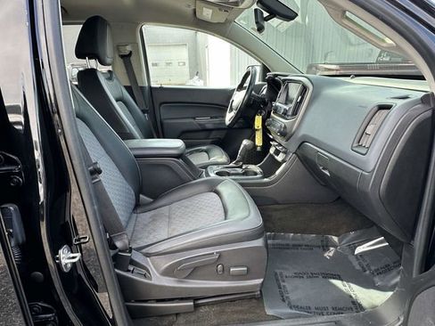 Used 2017 Chevrolet Colorado Z71 image 19