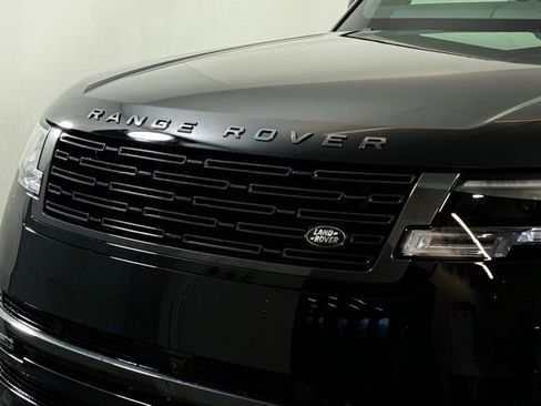 New 2026 Land Rover Range Rover SE image 14