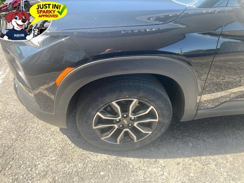 Used 2022 Chevrolet TrailBlazer ACTIV w/ Technology Package AWD/4WD image 3
