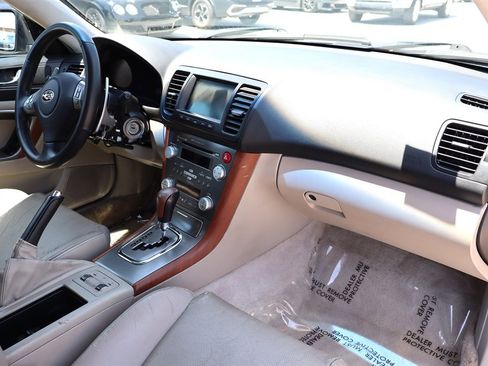 Used 2005 Subaru Outback 2.5XT Limited AWD/4WD image 18