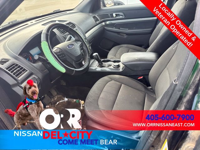 Used 2019 Ford Explorer XLT w/ Class II Trailer Tow Package AWD/4WD image 3