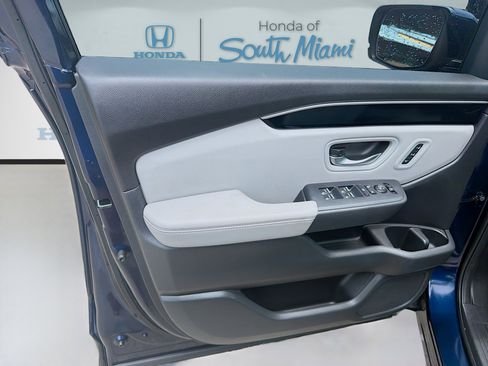 Used 2023 Honda Pilot Touring image 20