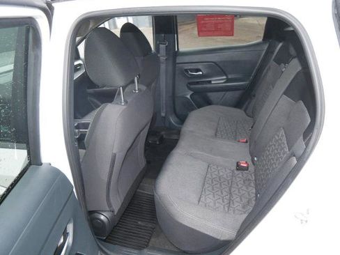 Certified 2025 Nissan Kicks SV image 11