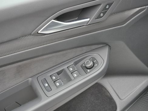 Certified 2024 Volkswagen GTI S image 19