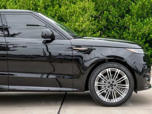 New 2026 Land Rover Range Rover Sport Dynamic SE AWD/4WD image 10