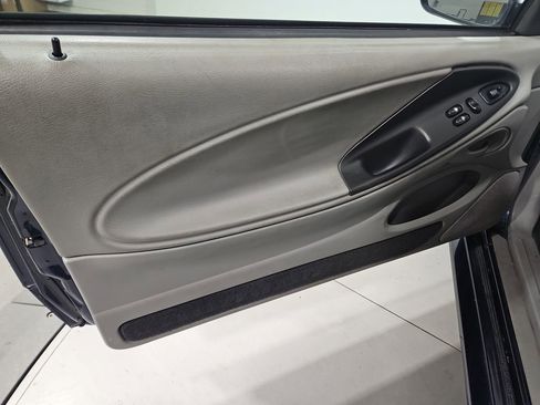 Used 2002 Ford Mustang Coupe image 10