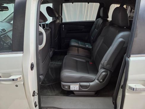Used 2015 Honda Odyssey EX-L image 12