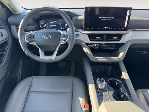 New 2026 Ford Explorer Active w/ Active Comfort Package AWD/4WD image 11