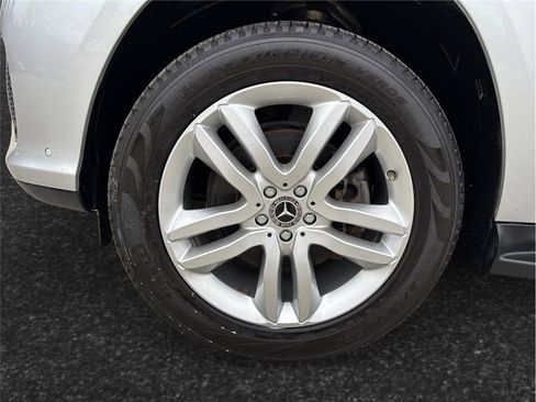 Used 2019 Mercedes-Benz GLS 450 4MATIC w/ Premium 1 Package image 13