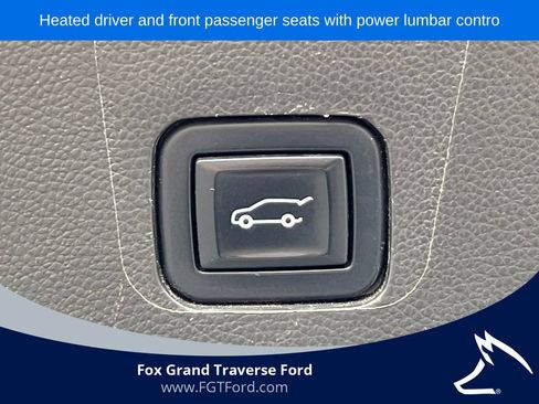 Used 2023 Chevrolet Traverse LT FWD image 34