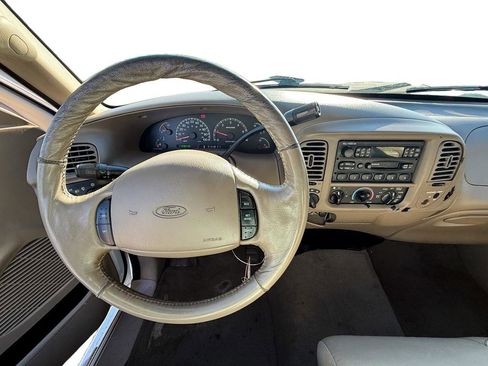 Used 2001 Ford F150 Lariat image 13