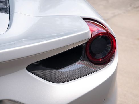 Used 2017 Ferrari 488 Spider RWD image 25