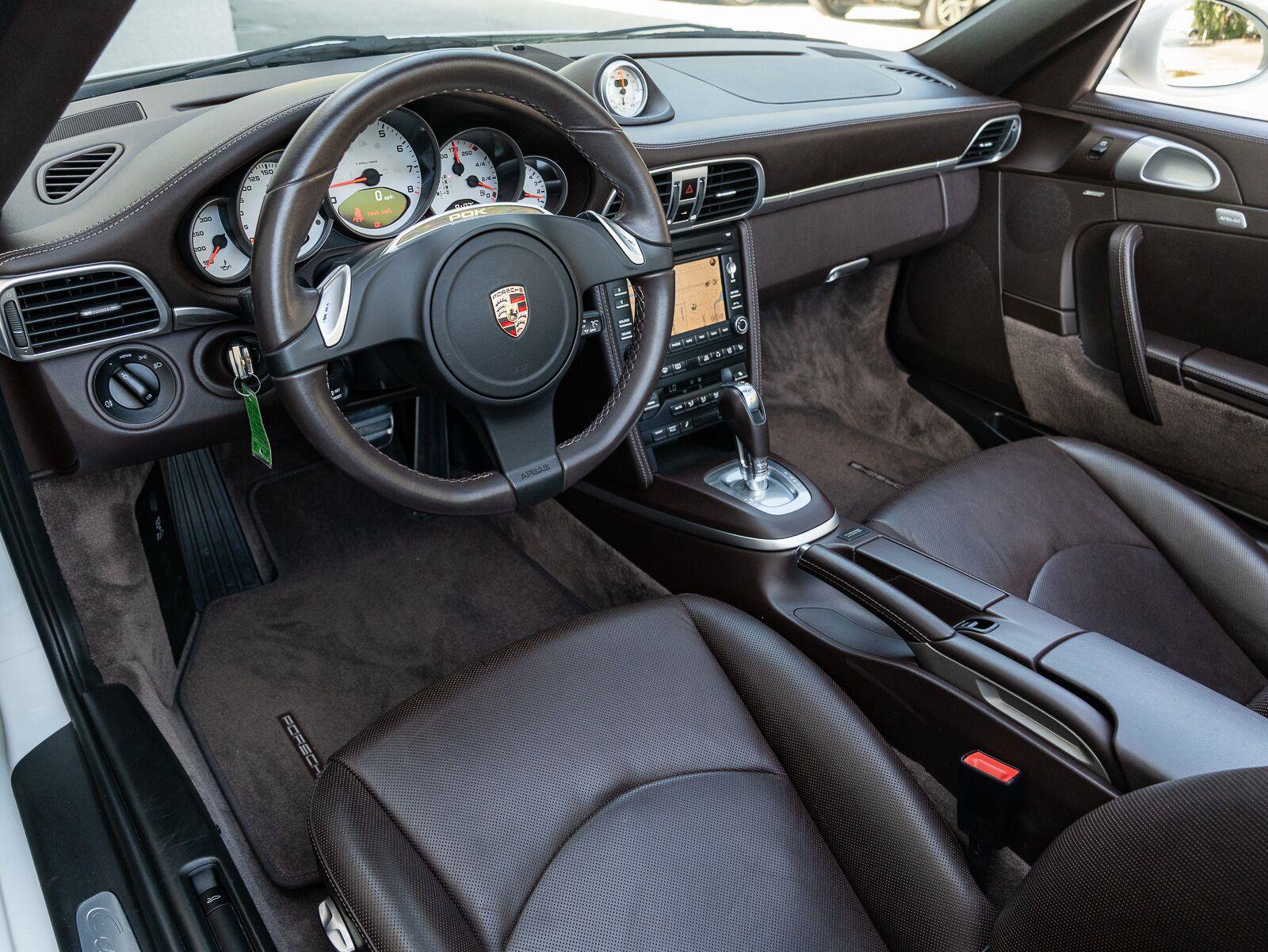 Used 2011 Porsche 911 Carrera 4S AWD/4WD image 2