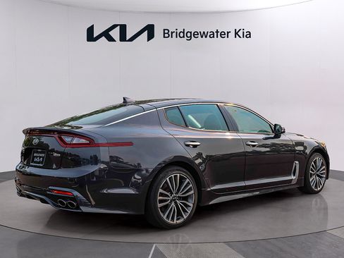 Used 2019 Kia Stinger AWD/4WD image 6
