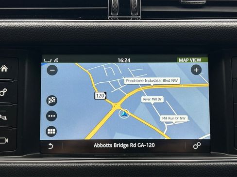 Used 2016 Jaguar XF Prestige image 13