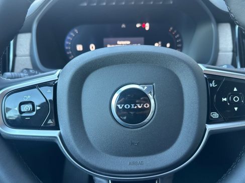 New 2026 Volvo XC90 B6 Core image 27