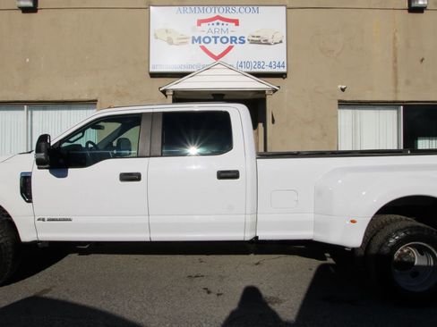 Used 2019 Ford F350 XL w/ Power Equipment Group image 5