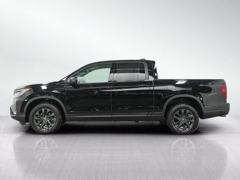Used 2024 Honda Ridgeline Sport image 2