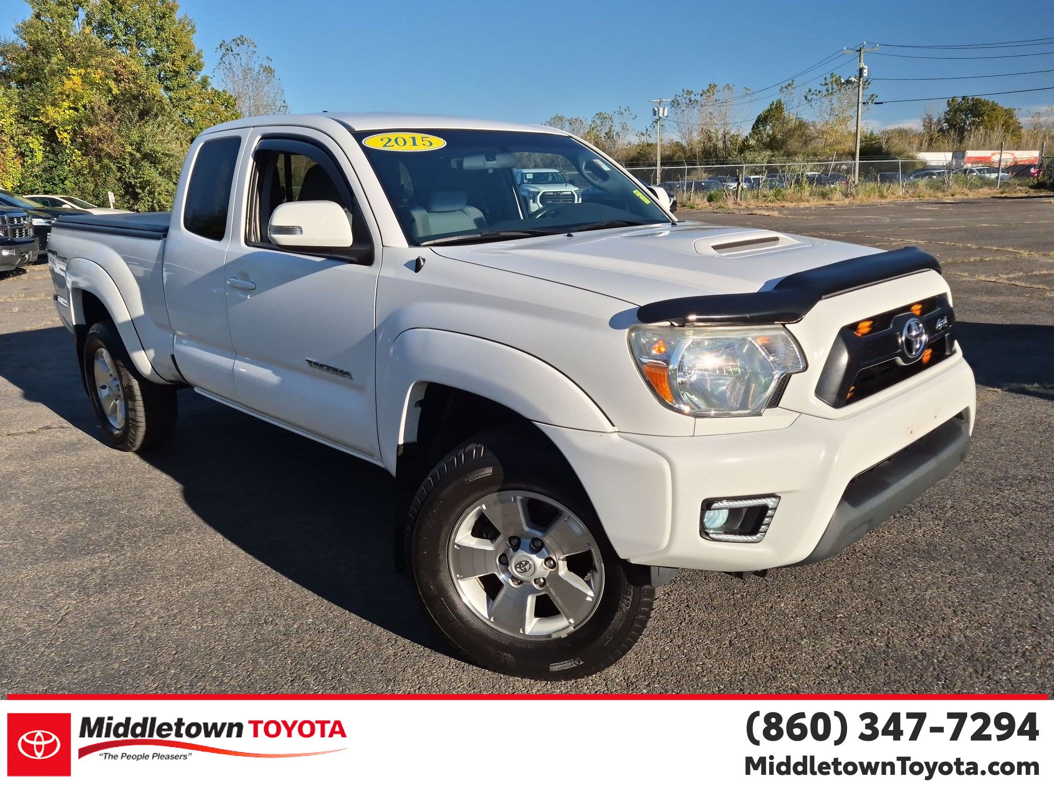 Used 2015 Toyota Tacoma 4x4 Access Cab V6 w/ TRD Sport Package image 1