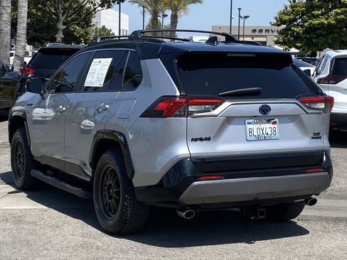 Used 2019 Toyota RAV4 XSE AWD/4WD image 3