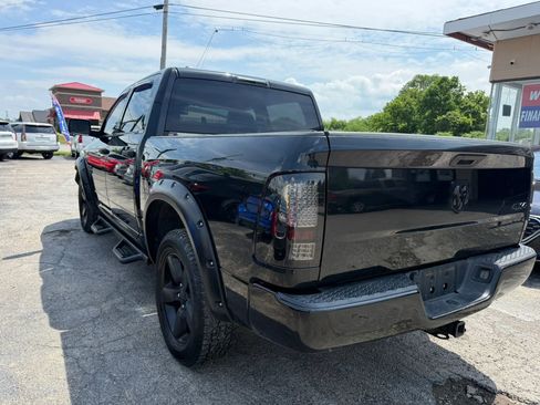 Used 2016 RAM 1500 Express w/ Black Ram 1500 Express Group AWD/4WD image 4