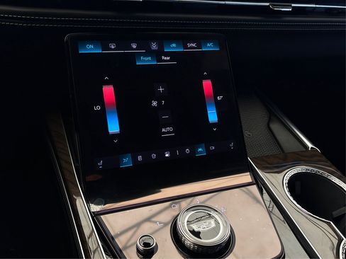 Used 2026 Cadillac Escalade Platinum Sport w/ LPO, ONYX Package image 27