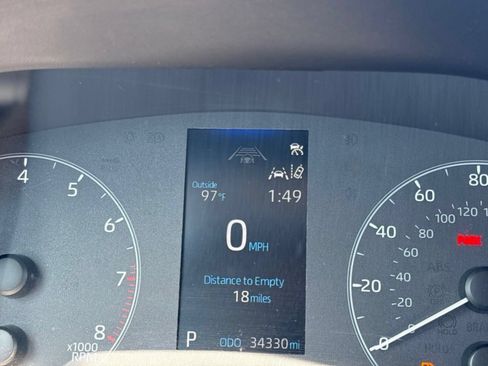 Used 2025 Toyota Corolla LE FWD image 12