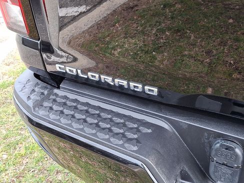 Certified 2023 Chevrolet Colorado Z71 w/ Z71 Convenience Package 2 image 16