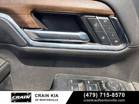 Used 2024 Chevrolet Silverado 2500 High Country w/ High Country Premium Package AWD/4WD image 12