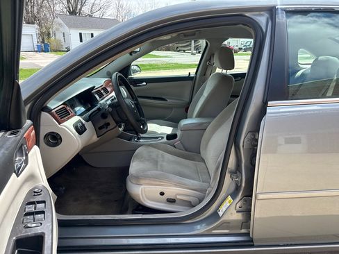 Used 2008 Chevrolet Impala LT image 10