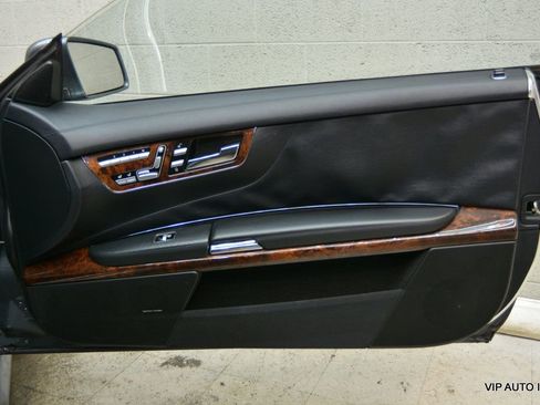 Used 2010 Mercedes-Benz CL 550 4MATIC image 7