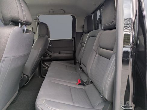 Used 2024 Nissan Frontier SV w/ Hardbody Edition image 21