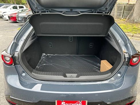 New 2026 MAZDA MAZDA3 Hatchback w/Premium Plus Pkg AWD/4WD image 28