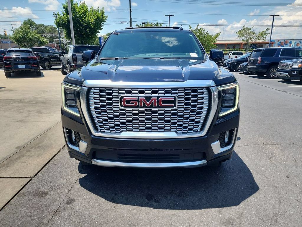 Certified 2024 GMC Yukon Denali AWD/4WD image 3
