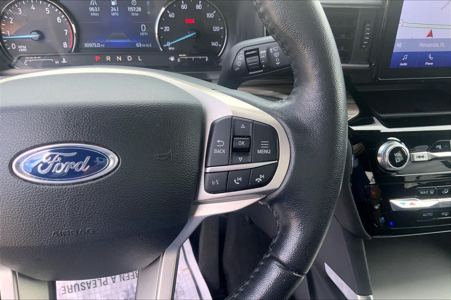 Used 2022 Ford Explorer Limited w/ Equipment Group 301A RWD image 25