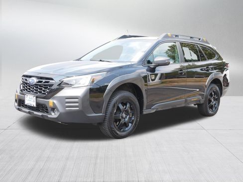 Used 2022 Subaru Outback Wilderness AWD/4WD image 3