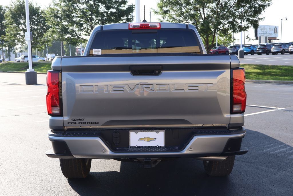 New 2026 Chevrolet Colorado LT w/ LT Convenience Package AWD/4WD image 6